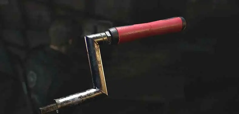 Resident Evil 2 Remake Crank Handle - Where is the Square Crank Tool?
