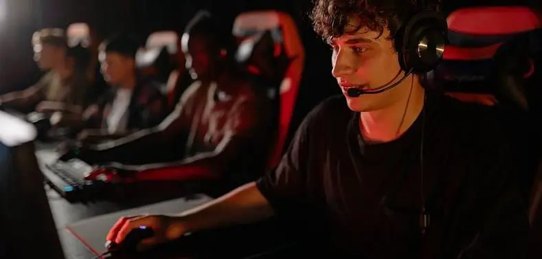 The Impact of Skins on the Professional CS:GO Scene