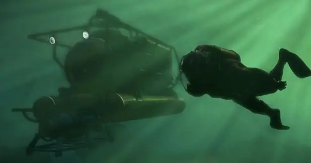 Rockstar release new GTA V screen, reveals underwater submersible