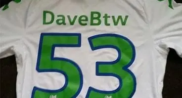 22 year old eSports FIFA gamer signed by professional football club
