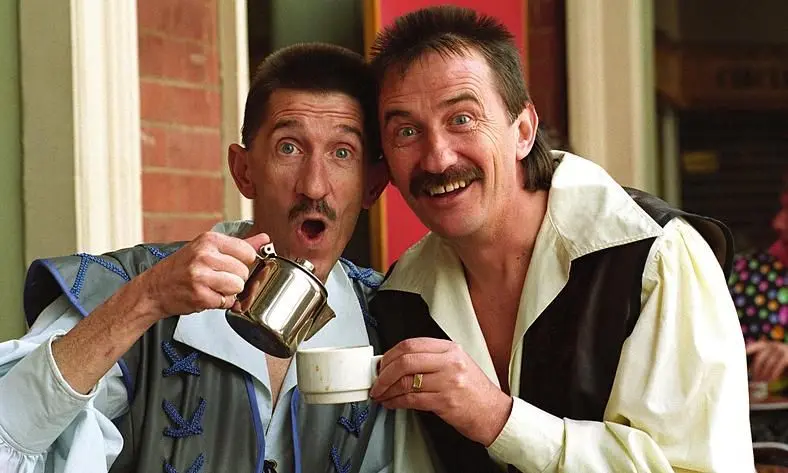 Real-life Hitman - Chuckle Brothers VS Serbian Arms Dealer