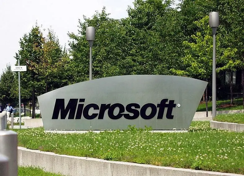 Microsoft press event: Gears 3 beta date, Fable III PC and more