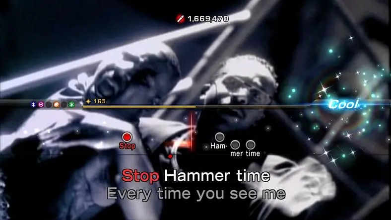 Microsoft Reveals Lips: Number One Hits for Xbox 360