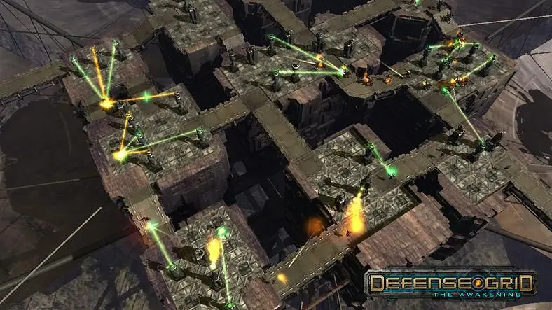 First free Xbox Live Gold game is Defense Grid: The Awakening