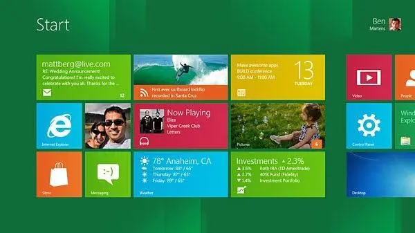 Report: Next Xbox console will support Windows 8
