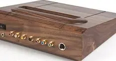 Neo Geo in Walnut wood, unrivalled "quality and durability"