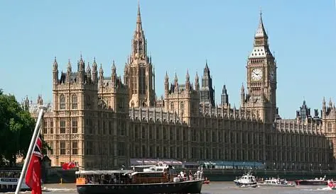 Commissioned Byron report backs film-style ratings for UK games