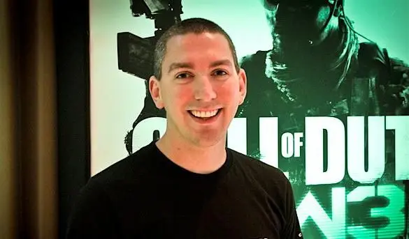 Robert Bowling founds game studio Robotoki