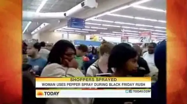Holiday shopping madness sees woman pepper spraying for 360 [Update]