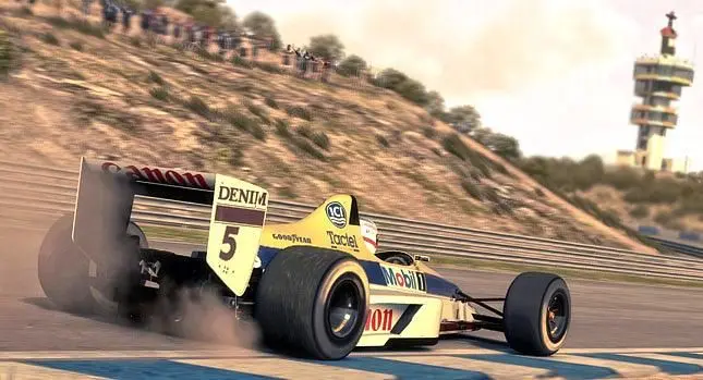 New F1 2013 DLC features 1990's and classic tracks packs