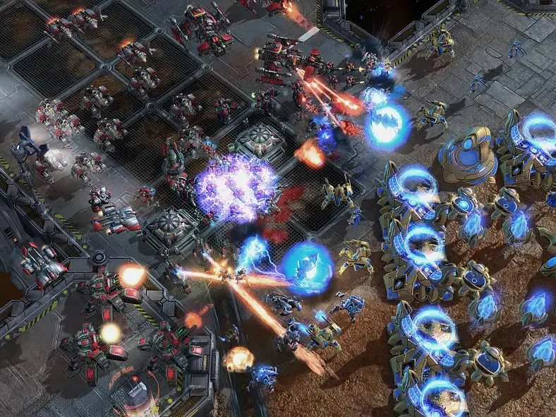 A StarCraft 2 MMO would be "scary" admits Blizzard co-founder