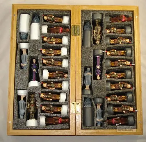 Shogun 2: Would you like to play some chess?