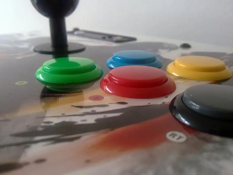 Mad Catz SSIV FightStick Review