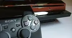 Sony: "...surpass Microsoft or we fail? No," profitability is the key