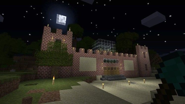 Minecraft the fastest selling Xbox Live Arcade game in history