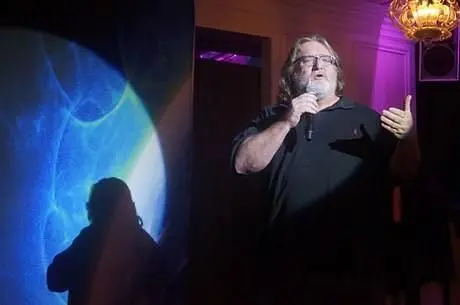 Gabe Newell not concerned by Xbox One success