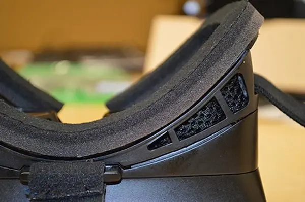Oculus Rift slips December window, now releasing March 2013