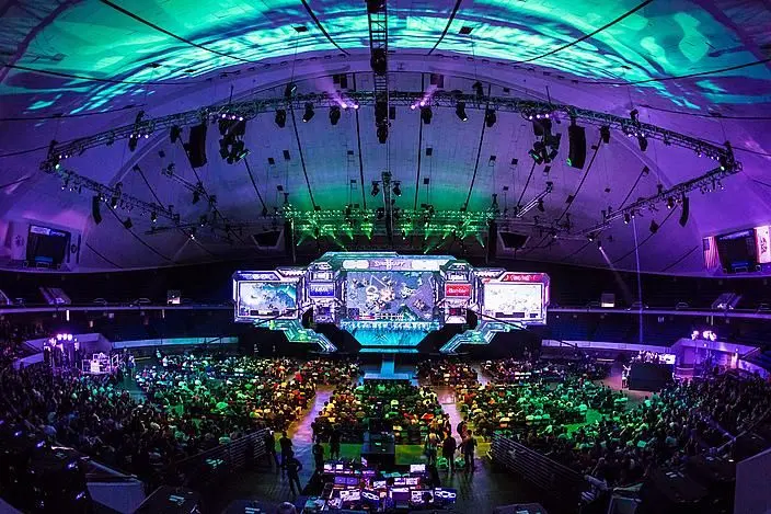 Four major eSports tournaments in one weekend.
