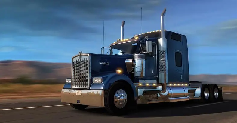 American Truck Simulator adds Kenworth W900, improves traffic law simulation