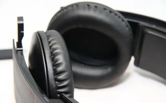 PlayStation 3 wireless headsets compatible with PlayStation 4