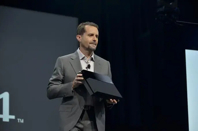 Sony hopes to sell 5M PlayStation 4's by March 2014