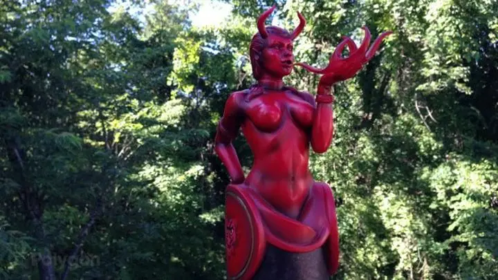 Limited edition statue of BioShock Infinite's Devil's Kiss Vigor now available