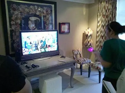 PlayStation Move played in London, 'first look' praises accuracy