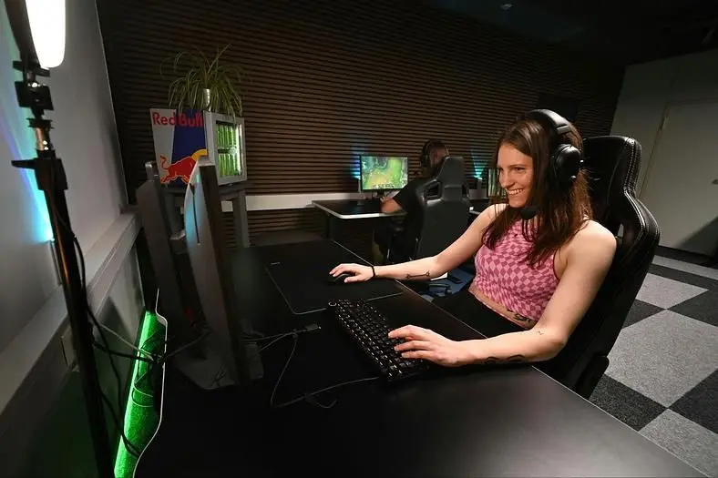 Guides / How Video Games Support Learning Success