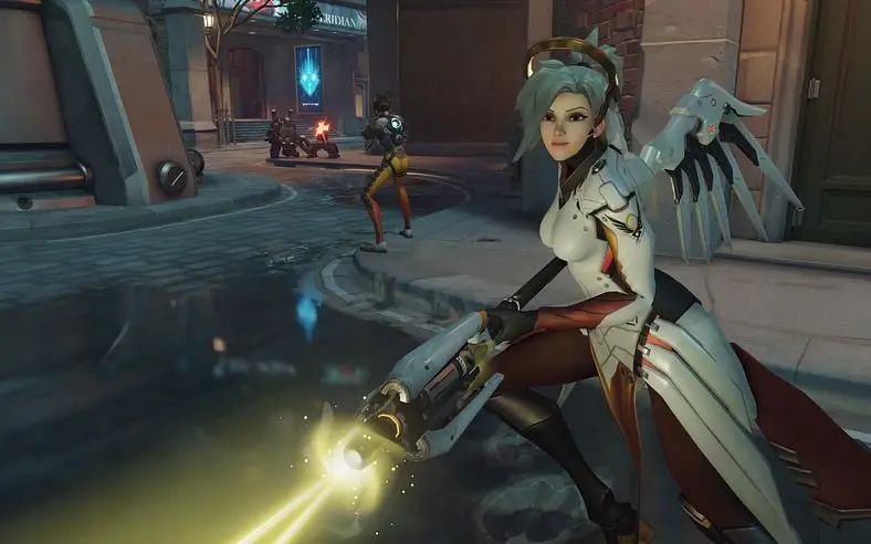 Overwatch will have dedicated servers, will support custom games