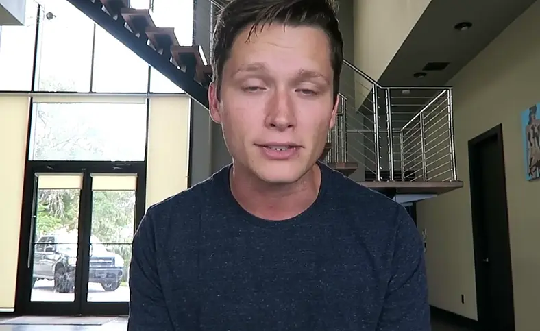 YouTube gambling sensation TmarTn publishes apology video only to take it down hours later