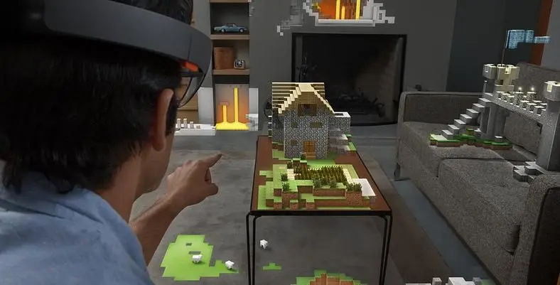 Report: $3000 Hololens dev kit comes with 3 games, including Young Conker - UPDATE: Young Conker revealed
