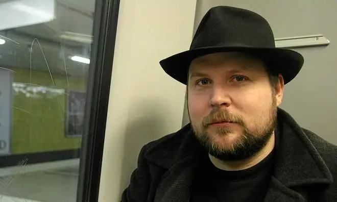 Notch refutes reports he offered to fund Psychonauts 2