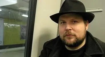 Notch refutes reports he offered to fund Psychonauts 2