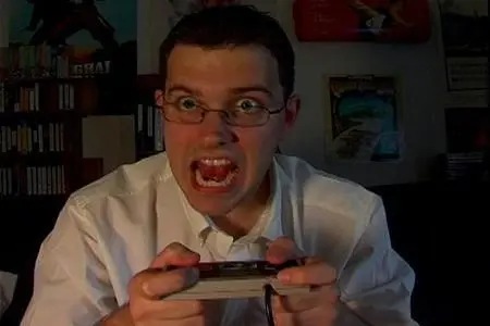 1 in 5 PSN users thinking of switching to Xbox Live