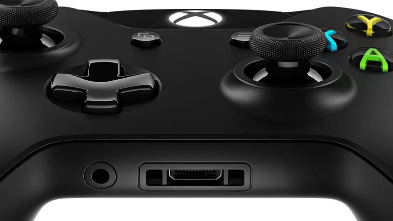 Wireless Xbox One gamepad PC adapters now available, Windows 10 only