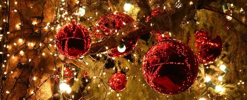 Merry Christmas and a Happy New Year from GameWatcher!