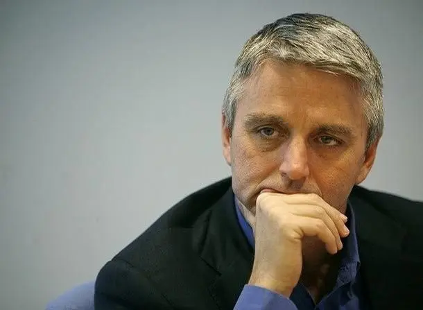 EA boss: "a bit early to talk about my legacy"
