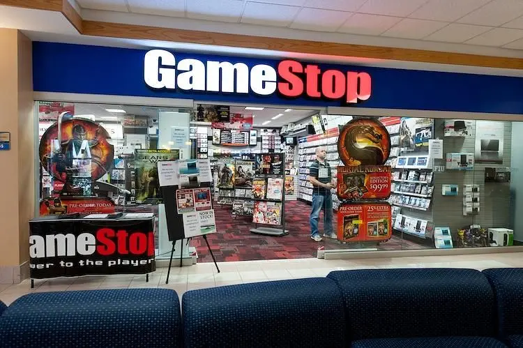 Blizzard signs digital distribution deal with US retailer GameStop