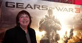 "I deliberately do not play games," says Gears of War writer Karen Traviss