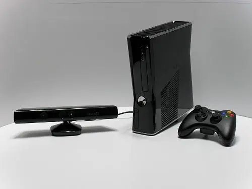Microsoft announces $99 Xbox 360 + bundle with 2 year Live subscription