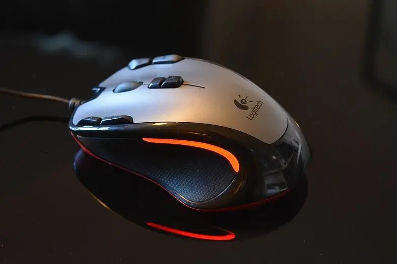 Logitech G300 Optical Gaming Mouse Review - For a gaming mouse on a budget, this is a winner.