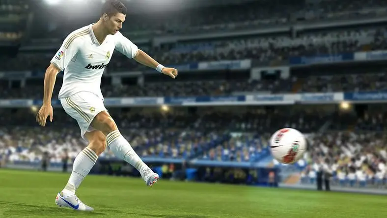 PES 2013 has 150 licensed teams, continues Champions League and Europa League agreement