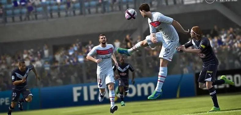 UK Chart: FIFA 13 retains crown, Skylanders Giants debut in second