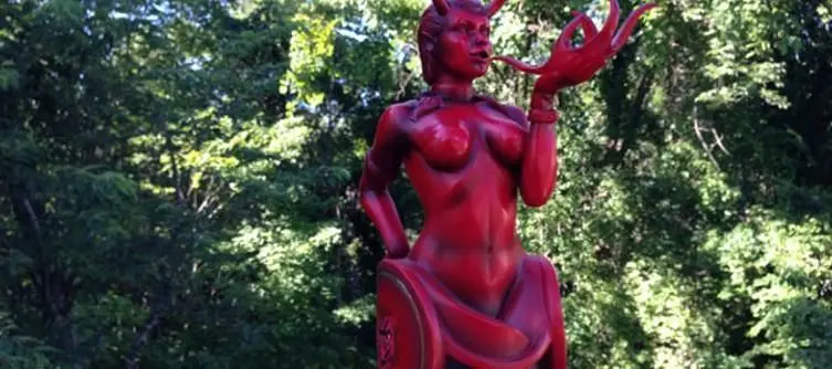 Limited edition statue of BioShock Infinite's Devil's Kiss Vigor now available
