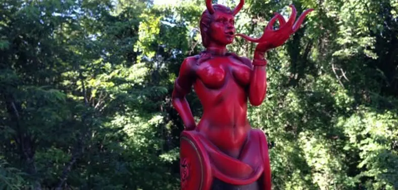Limited edition statue of BioShock Infinite's Devil's Kiss Vigor now available