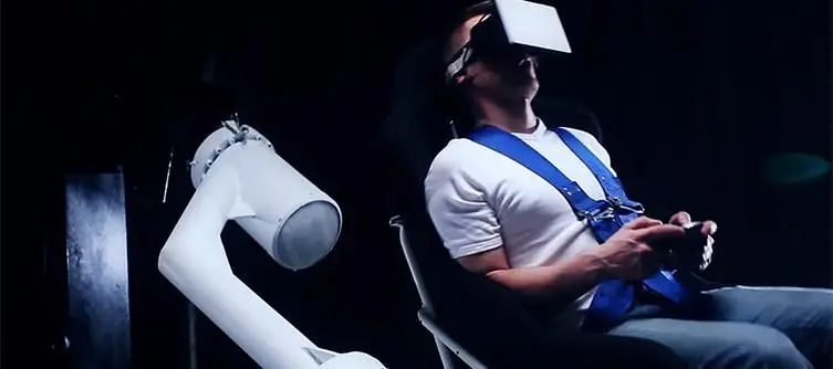 Virtual reality chair MMOne "rotates in all directions", supports Oculus Rift
