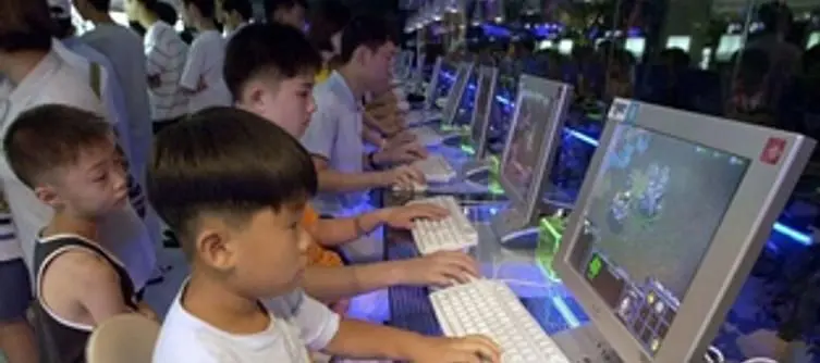 South Korean 'gaming curfew' for under 16s now in effect