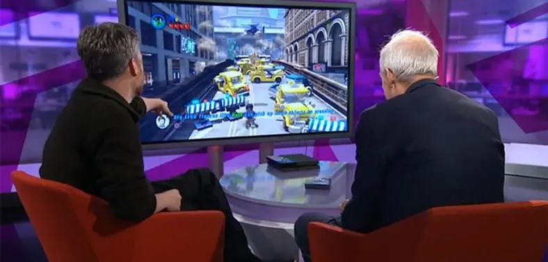 Charlie Brooker explains games to Channel 4's Jon Snow
