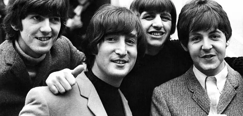 Beatles: Rock Band Collector's Edition Detailed