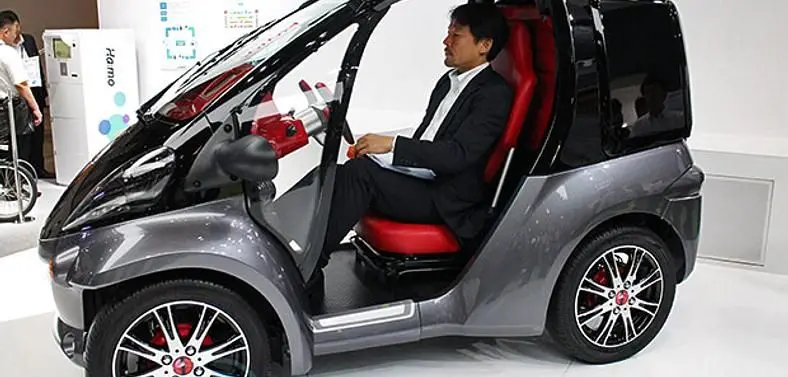 Toyota builds Kinect enabled car